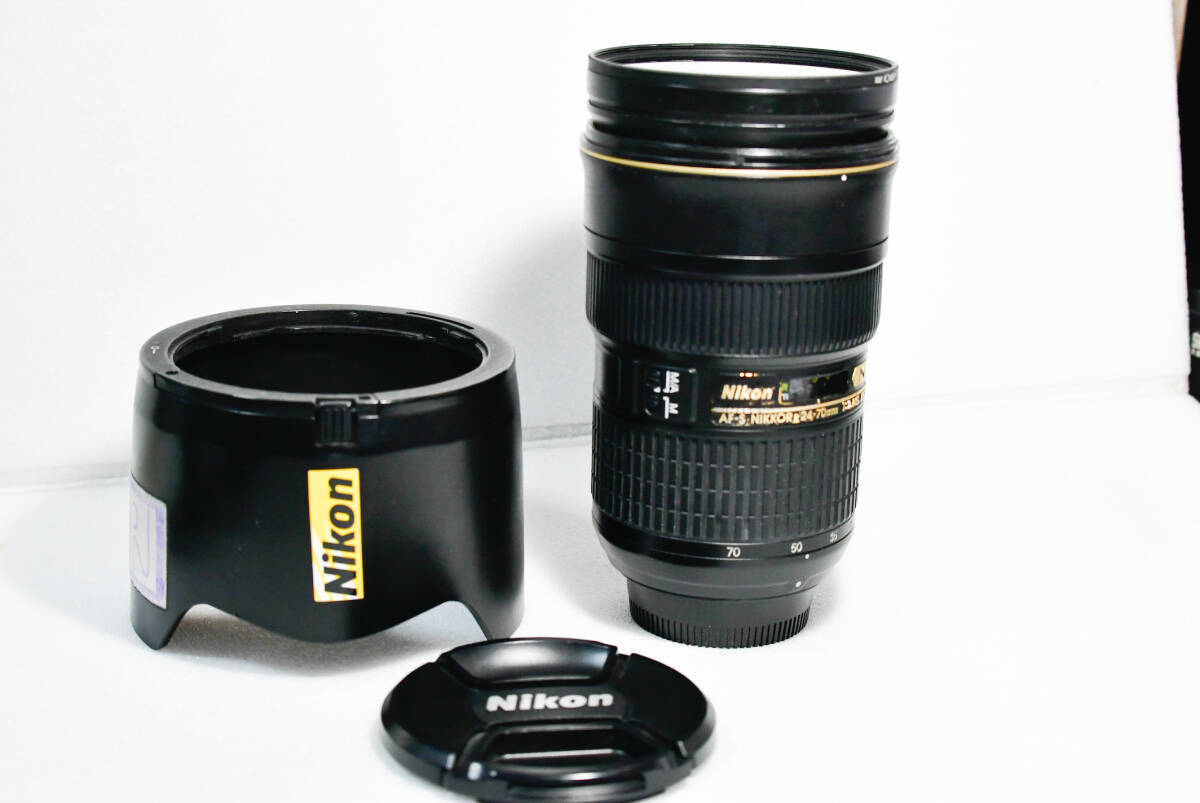 Nikon AF-S 24-70mm F2.8G EDの画像1