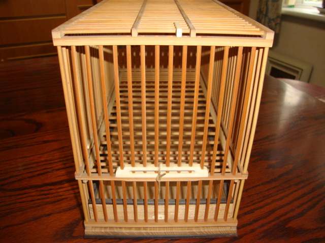  unused goods!. small bird . shop bird . bird cage bird .* Chiba prefecture designation traditional craft goods *mejiro/ug chair / expert ./ bamboo skill /.. bamboo / antique / name Takumi /. origin . san 