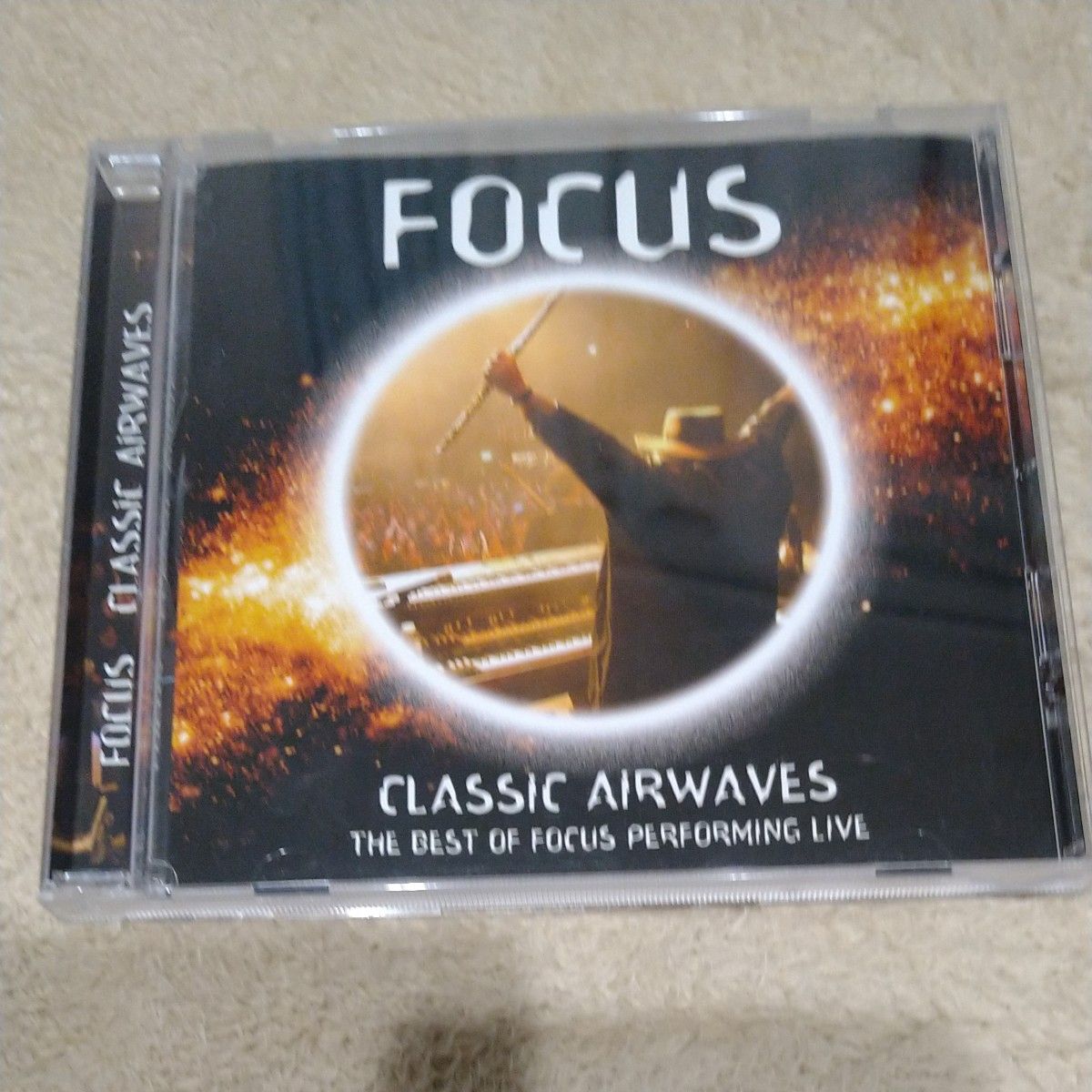 FOCUS    国内盤 CD ７枚セット＋１枚　計8枚セット