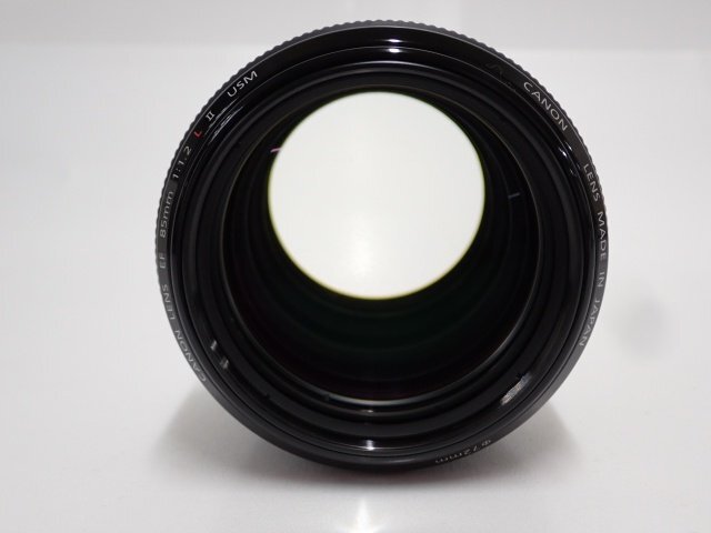 美品 CANON EF 85mm F1.2L II USM キヤノン 大口径中望遠レンズ ポートレートレンズ 元箱/説明書/フード/フィルタ－付 ∬ 6DC41-1の画像4