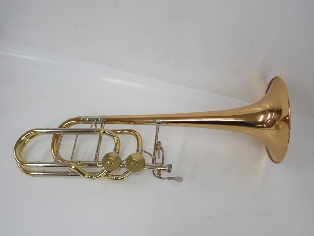 Yahoo!オークション - C.G.CONN 62H バストロンボーン コーン 金 Yahoo!オークション - C.G.CONN 62H バストロンボーン コーン 金
