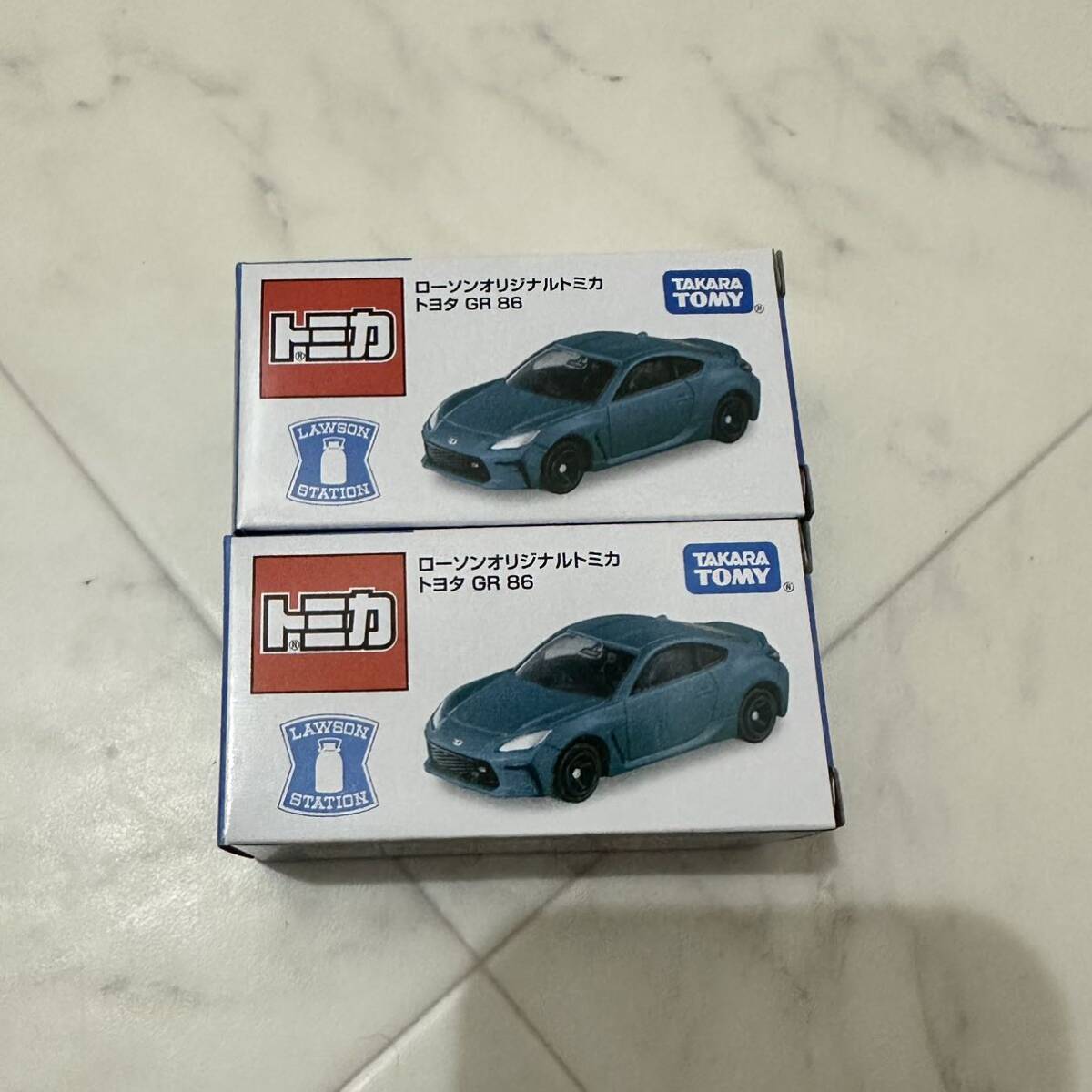 2台セット LAWSON ローソン オリジナル トミカ トヨタ GR 86 特注トミカ　限定版 TOMICA TOYOTA 86 ローソン限定 初回特別 発売記念_画像1