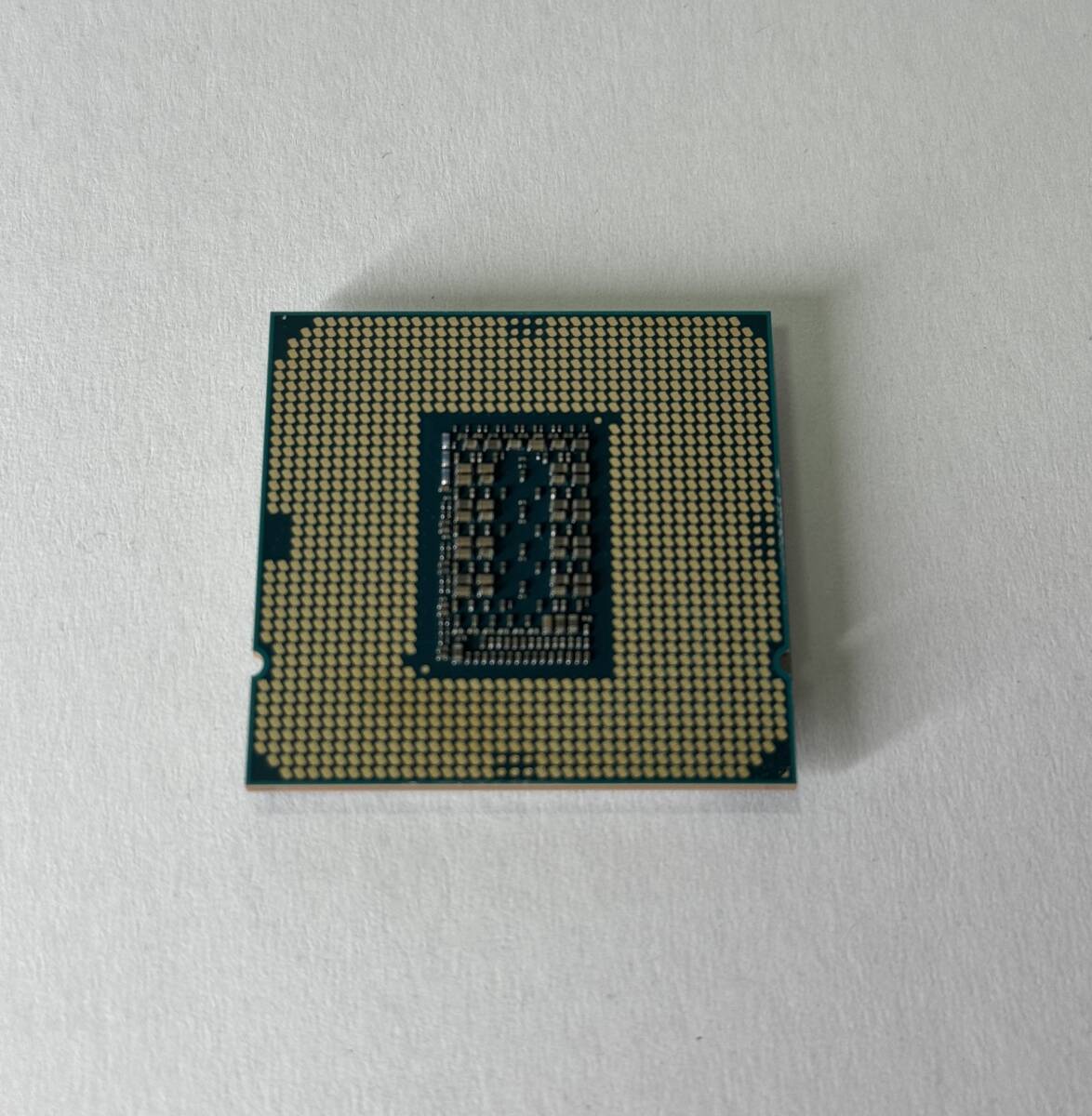 Intel インテル Core i7 11700F CPU プロセッサー 第11世代 8コア/16スレッド/2.5-4.9GHz LGA1200 PCパーツの画像2