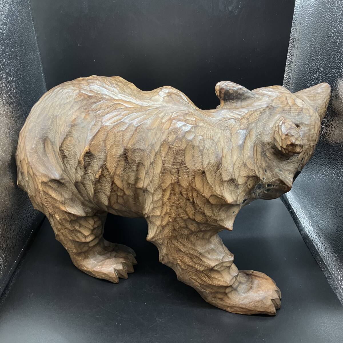 #7531 木彫り　クマ　熊　くま　Bear　工芸品　置物　インテリア　サイトウ作_画像2