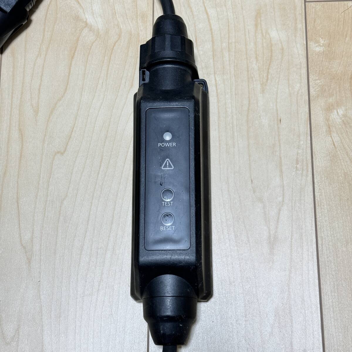 トヨタ プリウスPHV 充電ケーブル 充電コード 品番 G9060-47180 トヨタ プリウスPHV 充電ケーブル 充電コード 品番 G9060-47180