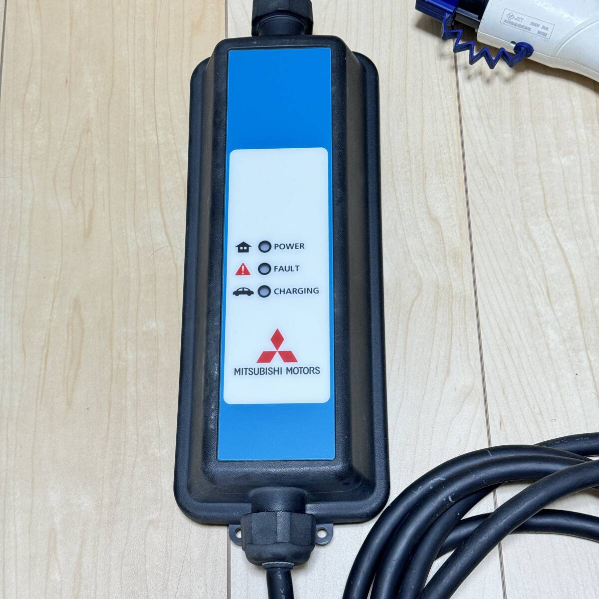 三菱 純正 電気自動車 200V 充電ケーブル YAZAKI 200V 15A 純正 三菱 アウトランダー 充電コード ケーブル 約4m 9482A122
