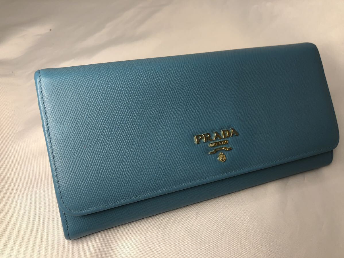 超美品PRADA プラダ 長財布 ダブルホック　TURCHESE_画像1