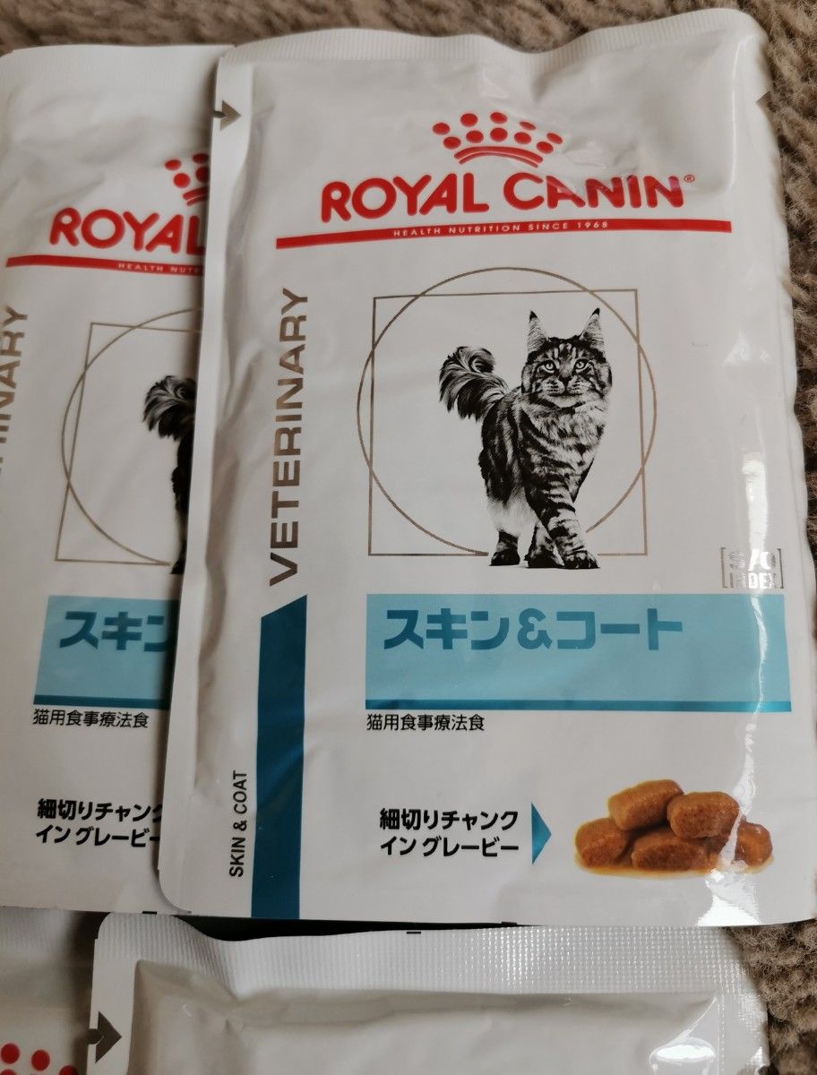 ロイヤルカナン スキン&コート パウチ 猫用 - キャットフード