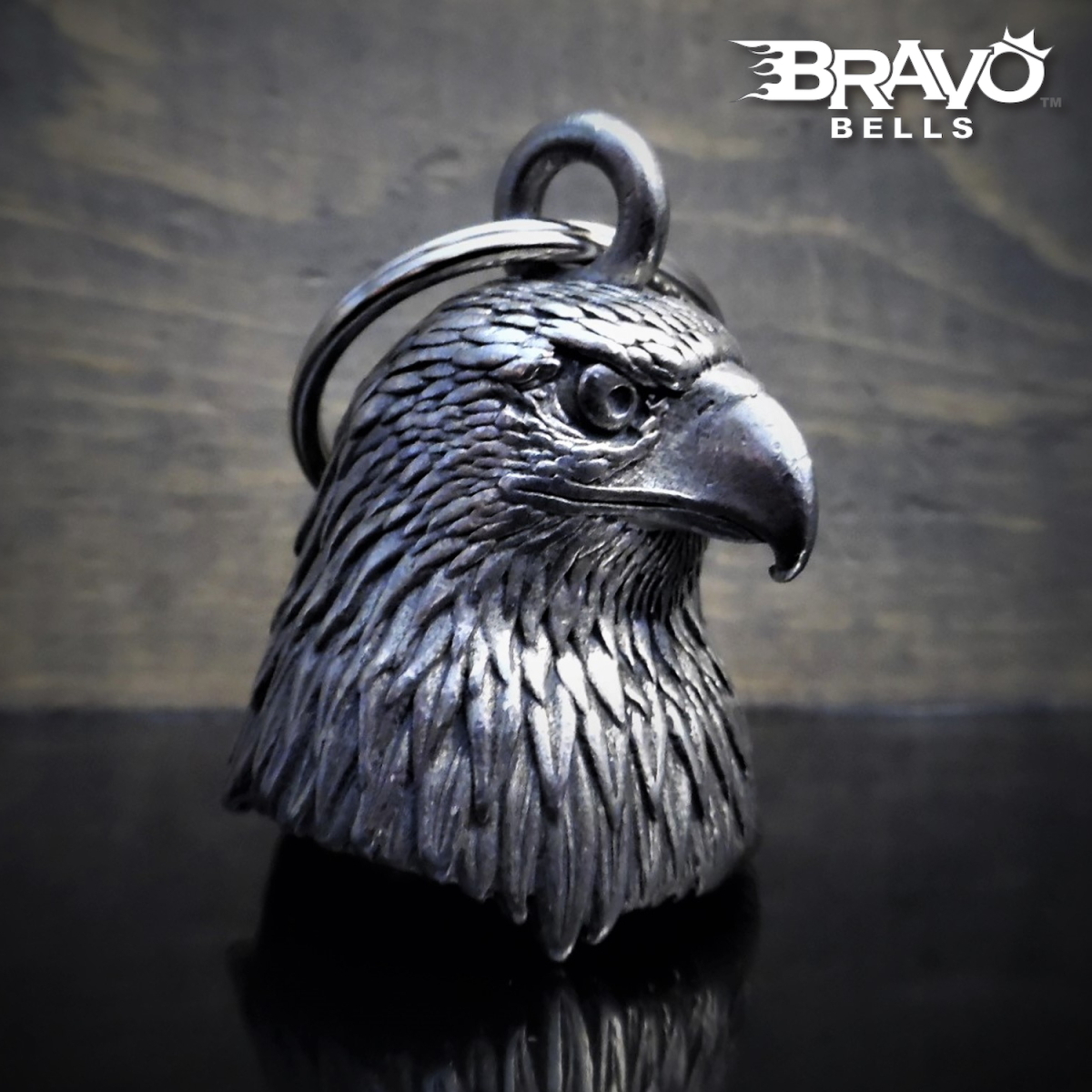 米国製 Bravo Bells 鷲 3D ベル [Eagle Head] Made in USA 魔除け お守り バイク オートバイ 鈴 アクセサリー ガーディアンベル ギフトに!_画像1
