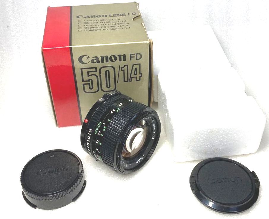 ★完動・極美品・未使用に近い★Canon New FD 50mm F1.4 元箱（上下緩和材付き）前後レンズキャップ付属 カメラにセットして動作確認済_画像1