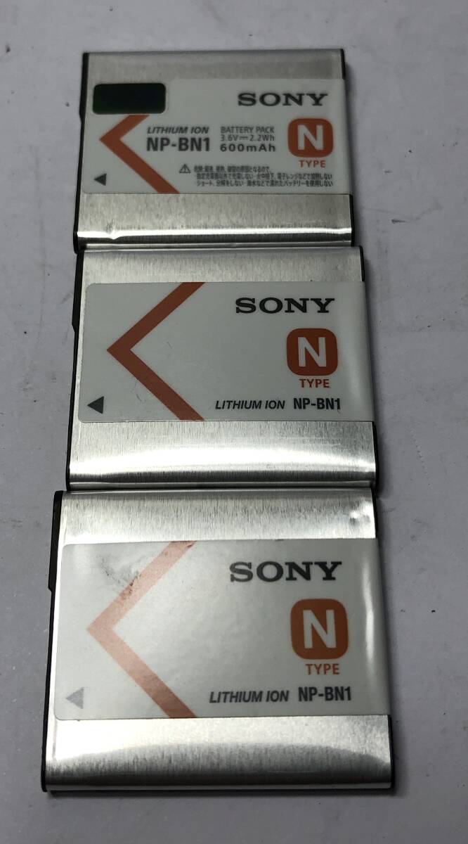 ザ・１５００円 SONY サイバーショット 純正バッテリー NP-BN1 ３個まとめての画像1