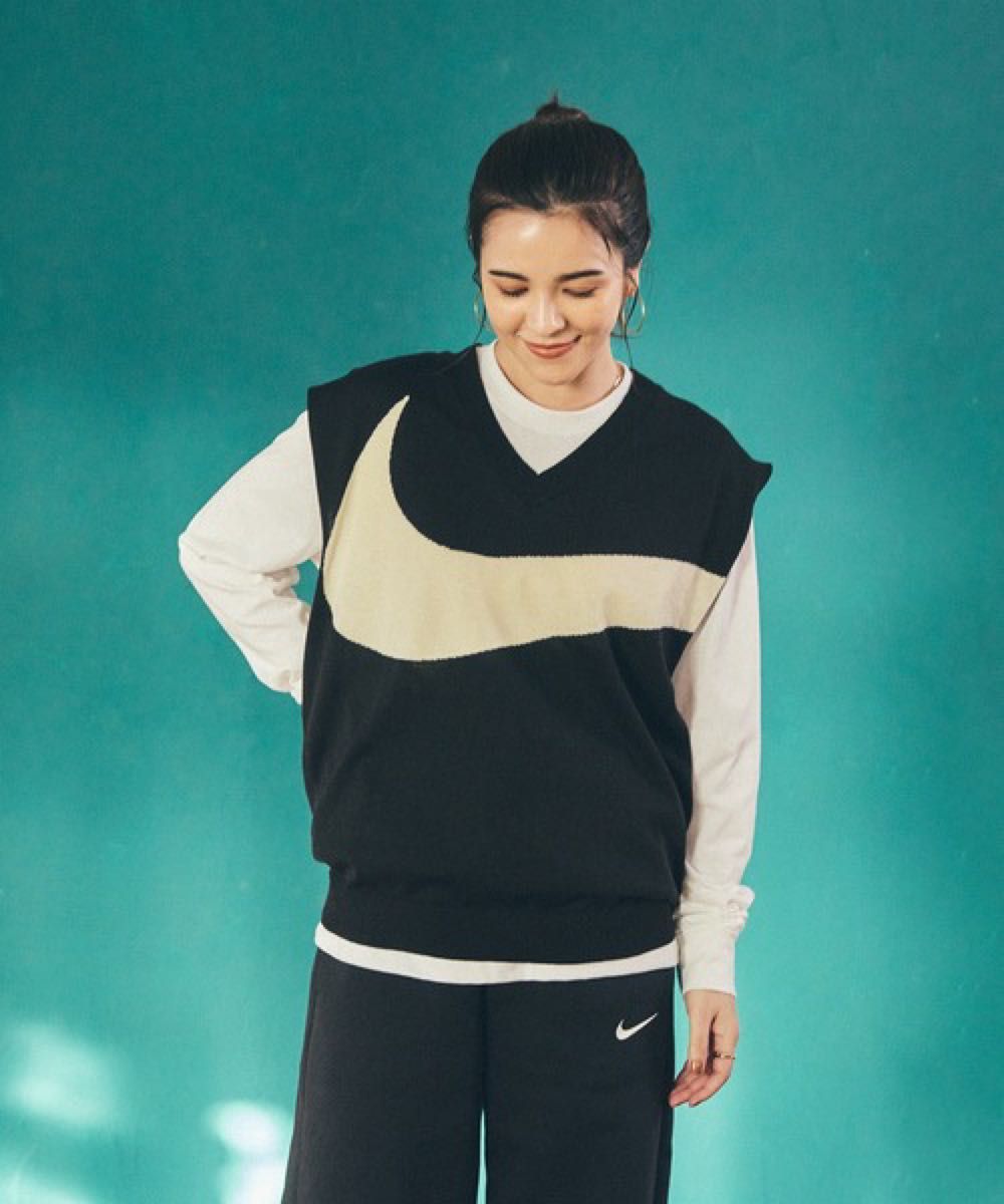 XL NIKE SWOOSH SWEATER VEST ベスト セーター FD2874 010 XL NIKE SWOOSH SWEATER VEST ベスト セーター FD2874 010