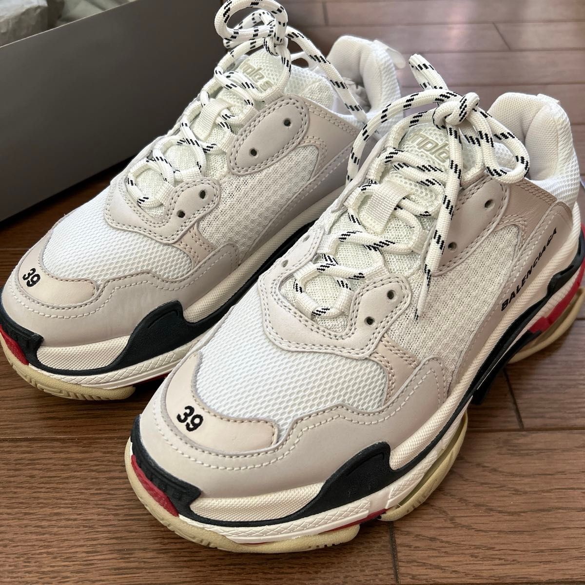 BALENCIAGA スニーカー 524037 TRIPLE S 26cm|Yahoo!フリマ(旧 BALENCIAGA スニーカー 524037 TRIPLE S 26cm|Yahoo!フリマ(旧