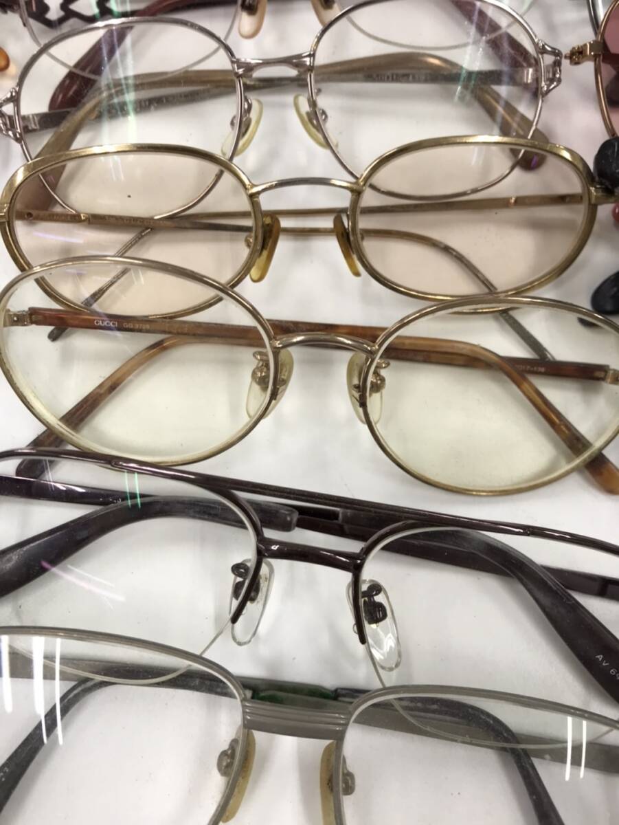 眼鏡 大量 おまとめ ブランド メガネ サングラス 度入り眼鏡 伊達 メガネフレーム ジャンク 100 0j-3-6の画像8