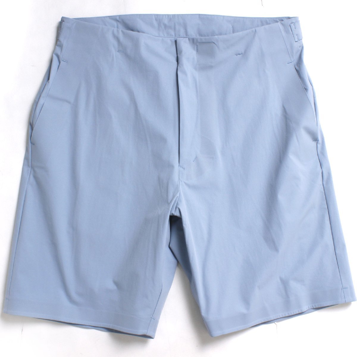 DESCENTE x hLam HLAM SHORTS 定価19,800円 sizeL ブルー DX-T1667HL デサント ラム ショートパンツ_画像1