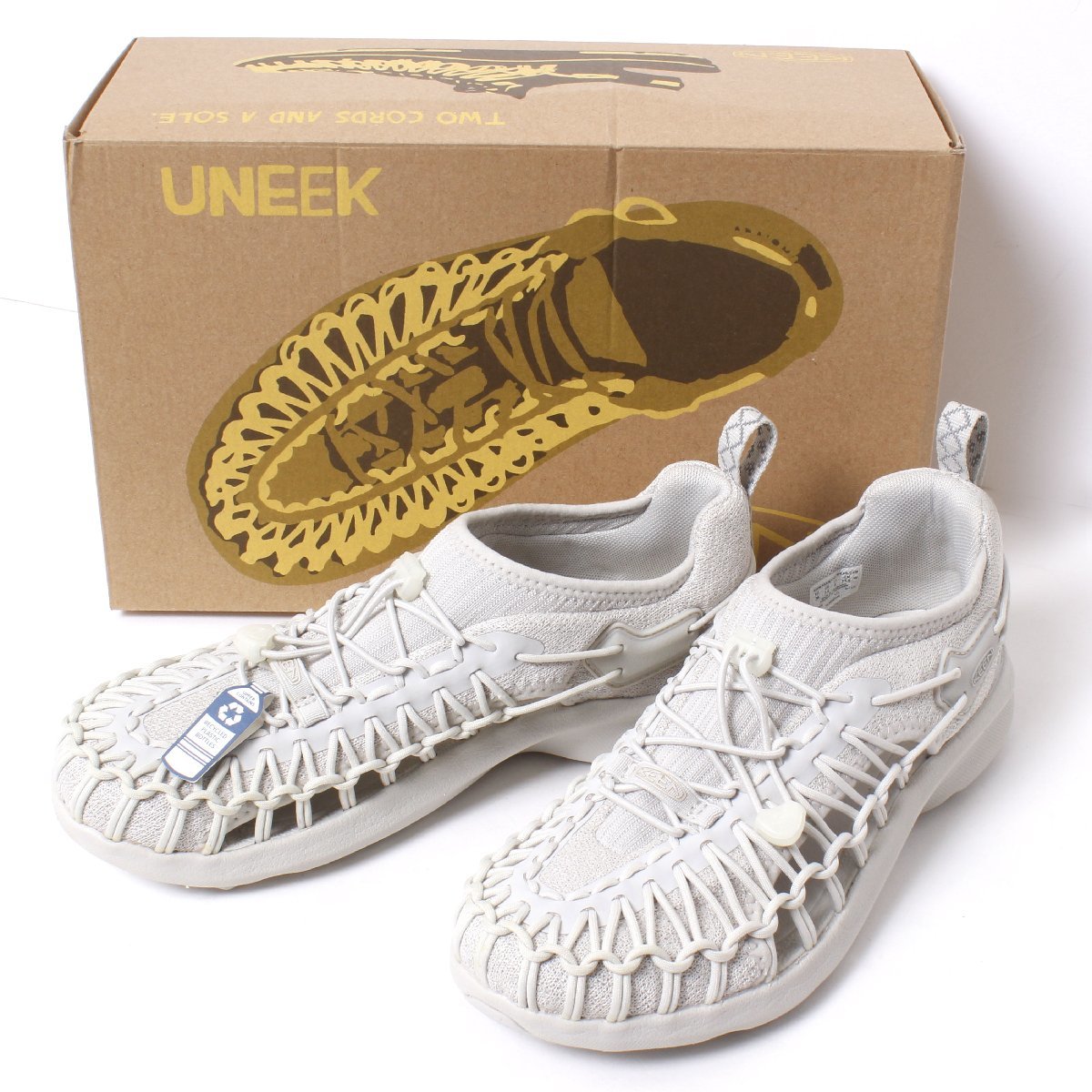 24.5cm【新品・未使用】KEEN 1026026 UNEEK スニーカー 定価14,850円 SILVER BIRCH/SILVER キーン