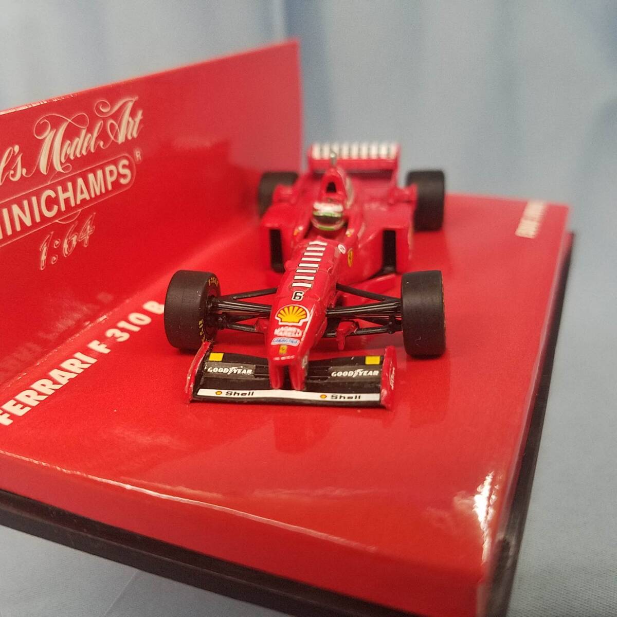 ミニチャンプス　MINICHAMPS　F1　フェラーリ　FERRARI　F310 B　エディ アーバイン　EDDIE IRVINE　1/64_画像3