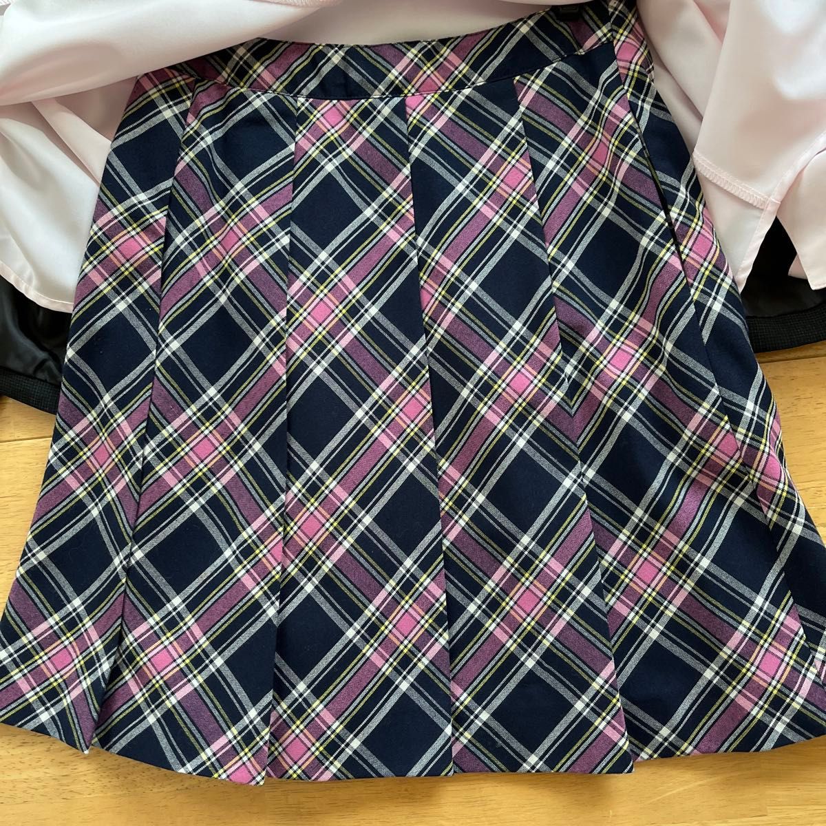 入学式卒業式女の子スーツヒロミチナカノ