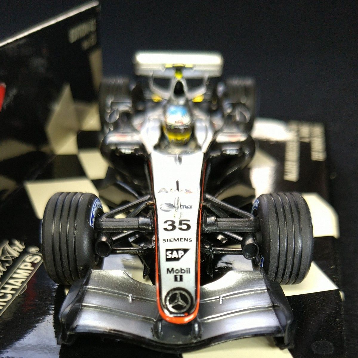 ミニカー 1/43 ミニチャンプス McLAREN MERCEDES MP4-20 A.WURZ TEST DRIVER 2005