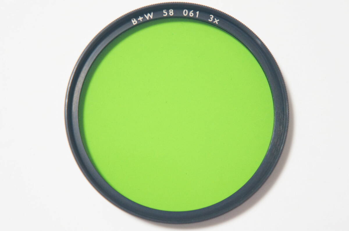 * superior article *[58mm] B+W F-PRO 061 3x brass made green filter [F5786]