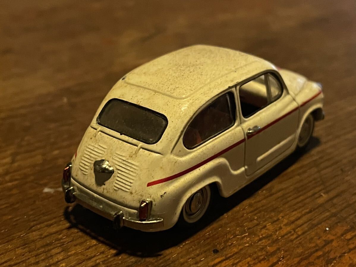  Fiat 600 FIAT