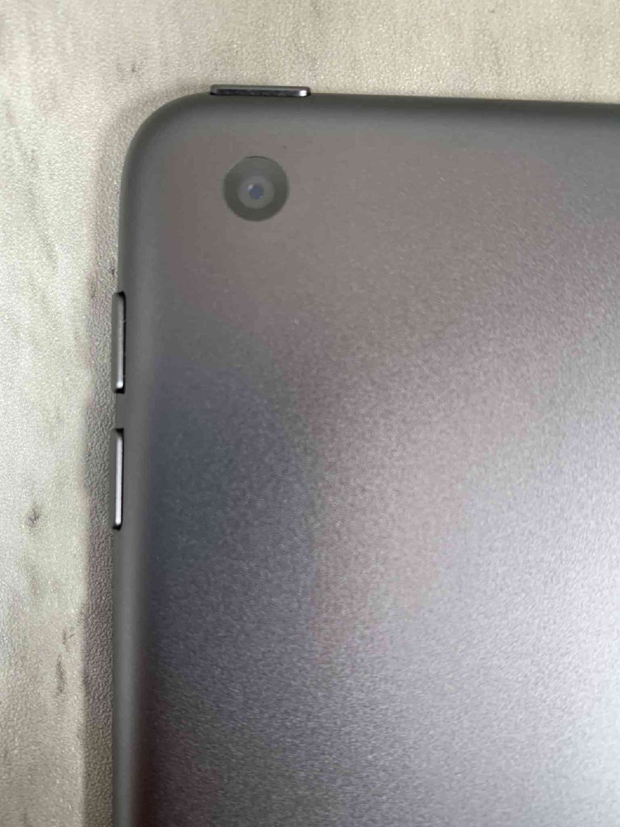 Apple iPad　第7世代　A2197 128GB Wi-Fi MW772LL/A 10.2インチ タブレット【送料無料】_画像3