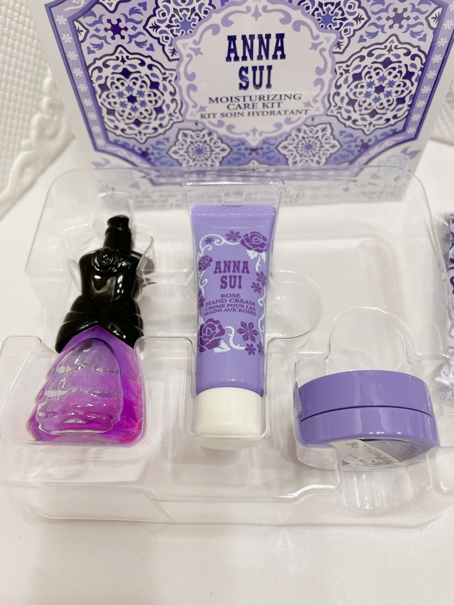 未使用 ANNA SUI アナスイ モイスチュアライジング ケアキット マニキュア ハンドクリーム リップバーム格安出品