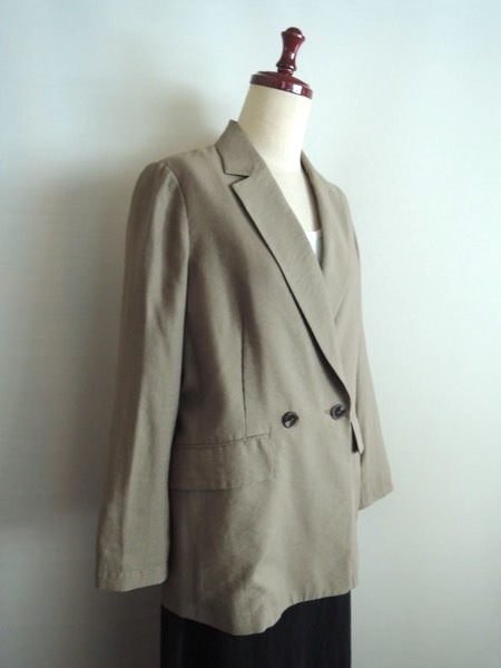 fredy emuefretiemyu mat tumbler double jacket double breast tailored feather woven khaki size 36/ Nolley's 