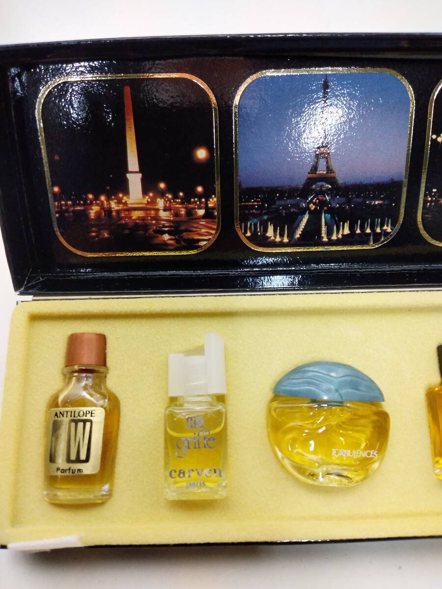 0313-0003　 中古★Les Meilleurs Parfums de Paris ミニ香水 ミニボトル 5個セット_画像5