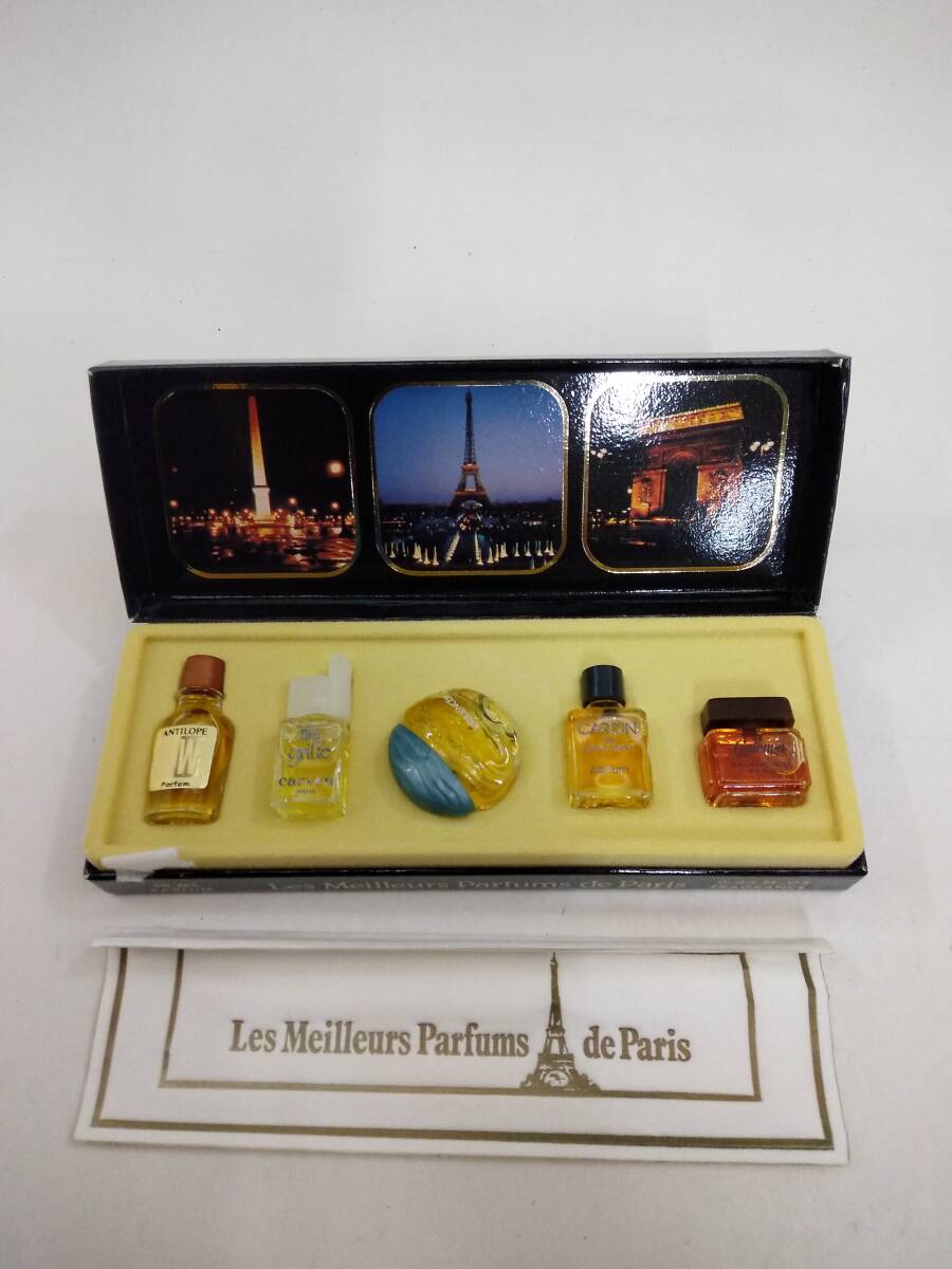 0313-0003　 中古★Les Meilleurs Parfums de Paris ミニ香水 ミニボトル 5個セット_画像1