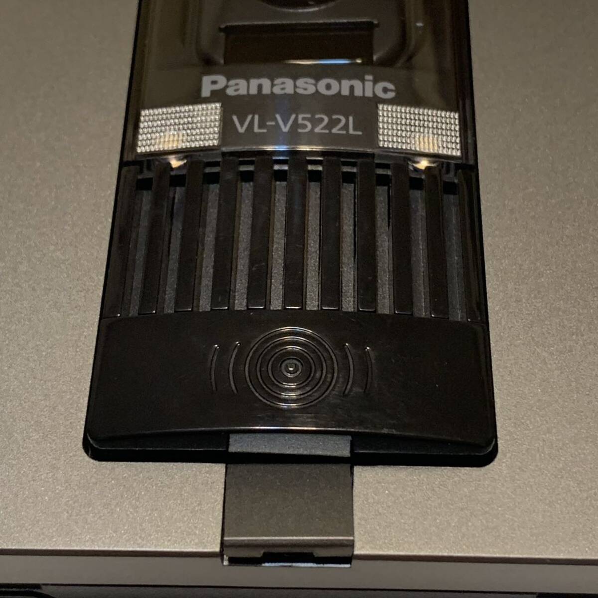 美品 VL-V522L-S パナソニック パナソニックドアホン 玄関子機 Panasonic インターホン カラーカメラ玄関子機_画像3