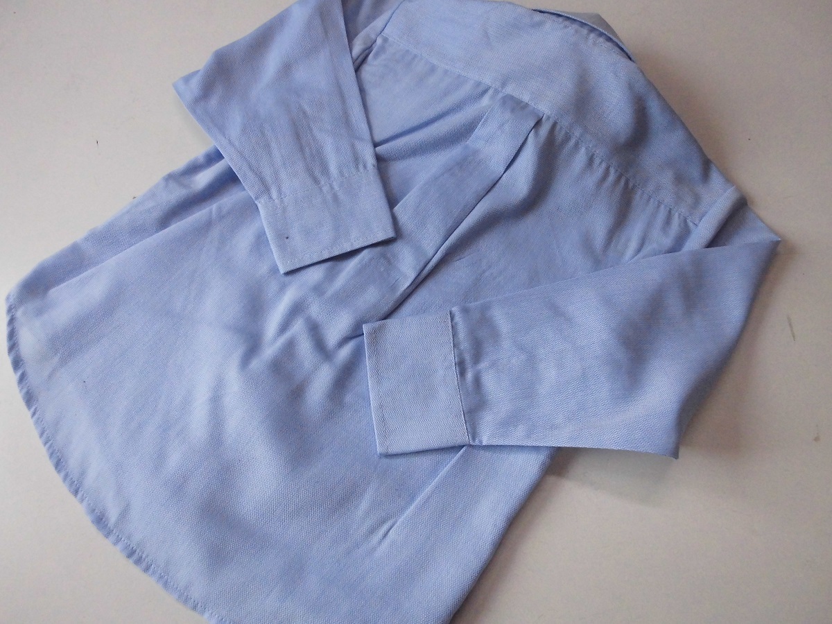値下げ　新品　１００㎝　男の子ネクタイ付シャツ　ブルー　Z15