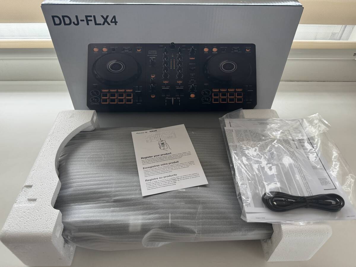 【超美品】Pioneer DJ DDJ-FLX4 / DJコントローラー_画像2