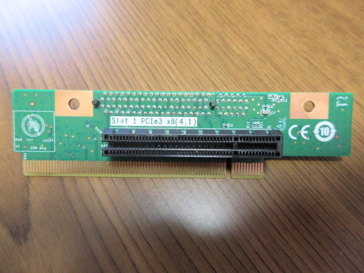 【中古】Lenovo 00YJ452 X3250 M6 PCI-E Riser Card_画像2