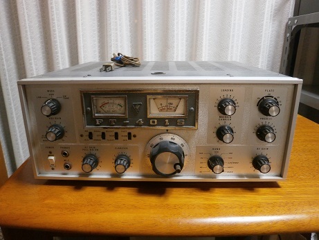 YAESU 真空管式 TRANSCEIVER FT-401S ジャンク品_画像1