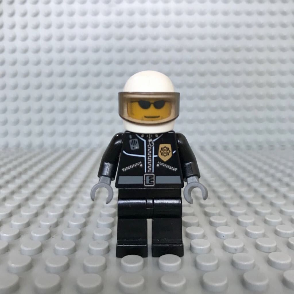 （L124）LEGO レゴ ミニフィグ 正規品 フィギュア レゴシティ 警察官 の画像1