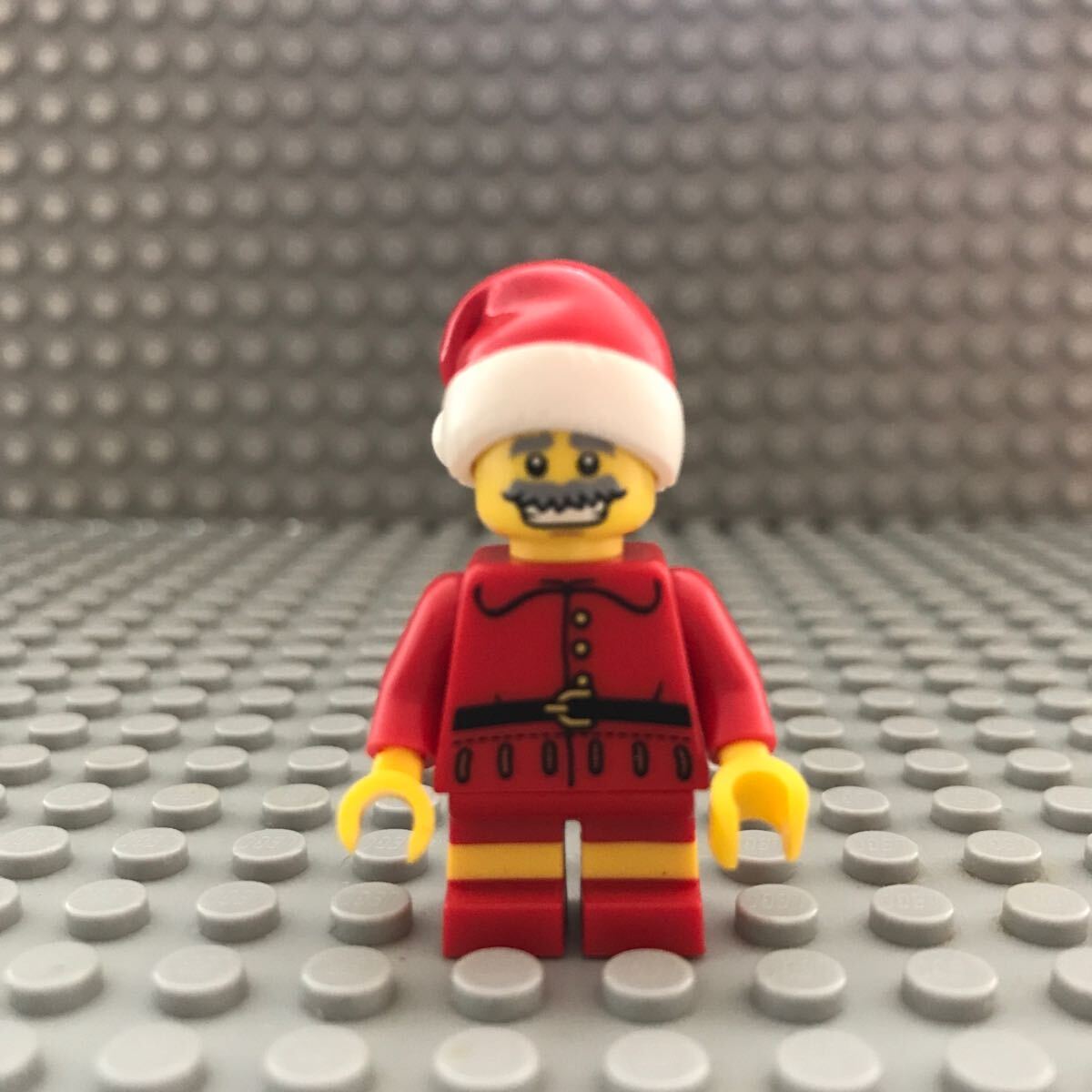 （L63）LEGO レゴ ミニフィグ 正規品 フィギュア クリスマス サンタ_画像1