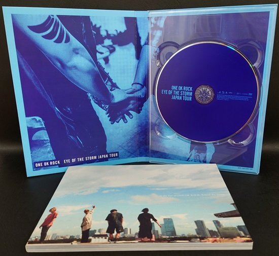 ■【Blu-ray・良品】ONE OK ROCK / ONE OK ROCK”EYE OF THE STORM ”JAPAN TOURの画像3