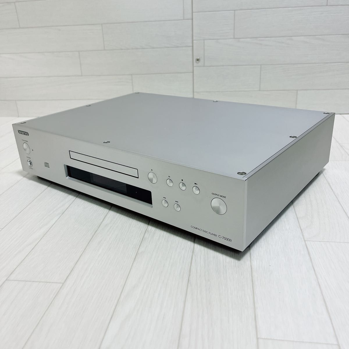 ONKYO CDプレーヤー C-7000R(S) リモコン付き 最高峰 良品 ONKYO CDプレーヤー C-7000R(S) リモコン付き 最高峰 良品