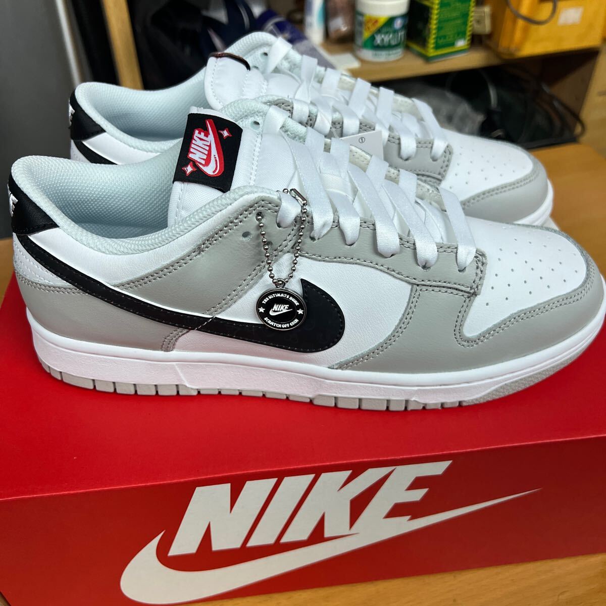 NIKE DUNK LOW RETRO SE ナイキ ダンク ロー ロッタリーグレーフォグライトクリムゾンDR9654-001 27.5センチ_画像3