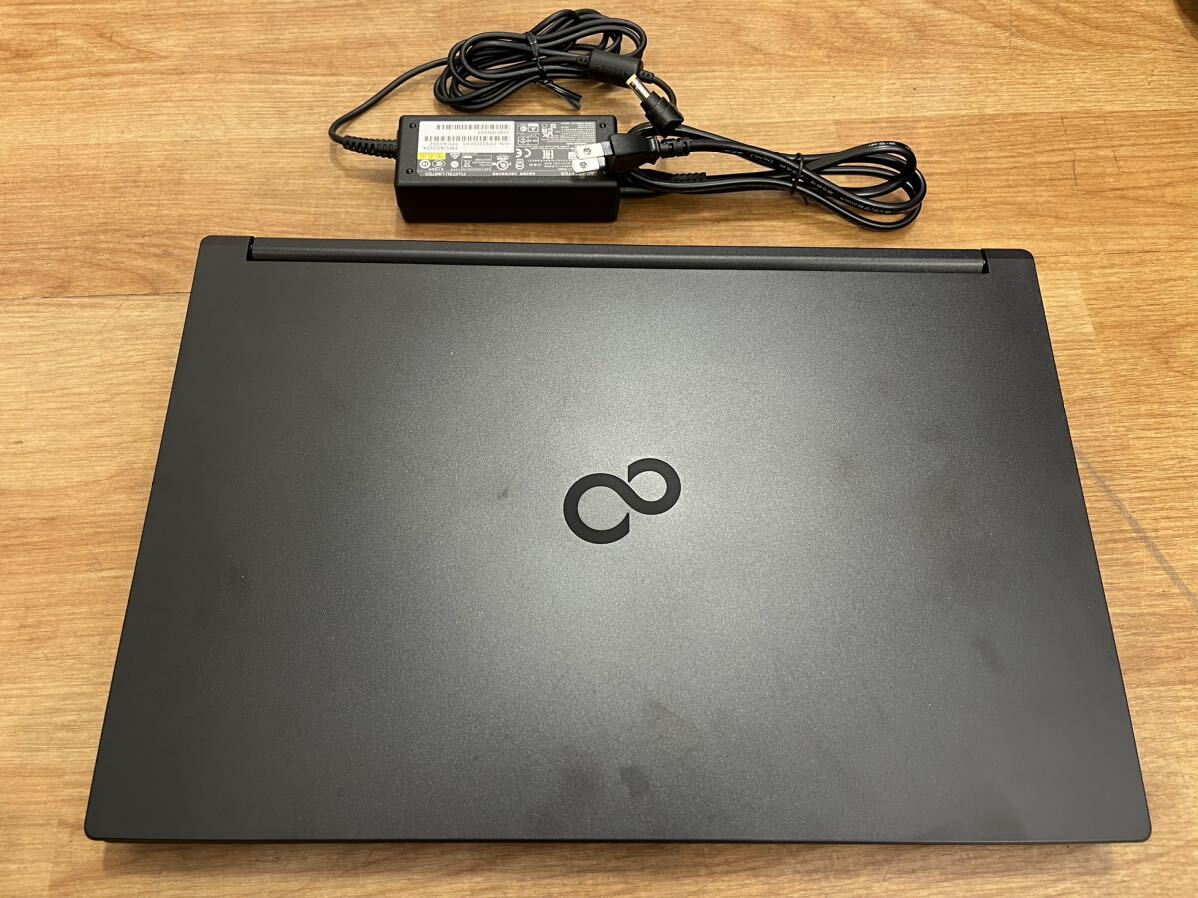 FUJITSU LIFEBOOK A5513/NX FMVA0D021P Core i5 Fujitsu жизнь книжка 25 год 1 месяц до. письменная гарантия есть 