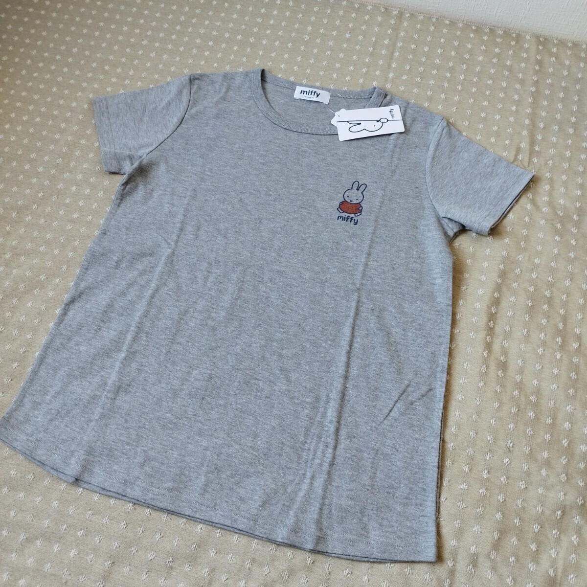 未使用 ミッフィー うさぎ ルームウエア パジャマ M ワンマイルウエア 半袖 Tシャツ ワイドパンツ セット 紺gray●他size有● 送料無料_画像4