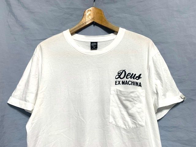 ★美品　DEUS EX MACHINA デウスエクスマキナ　ロゴプリント ポケットTシャツ ホワイト L_画像2