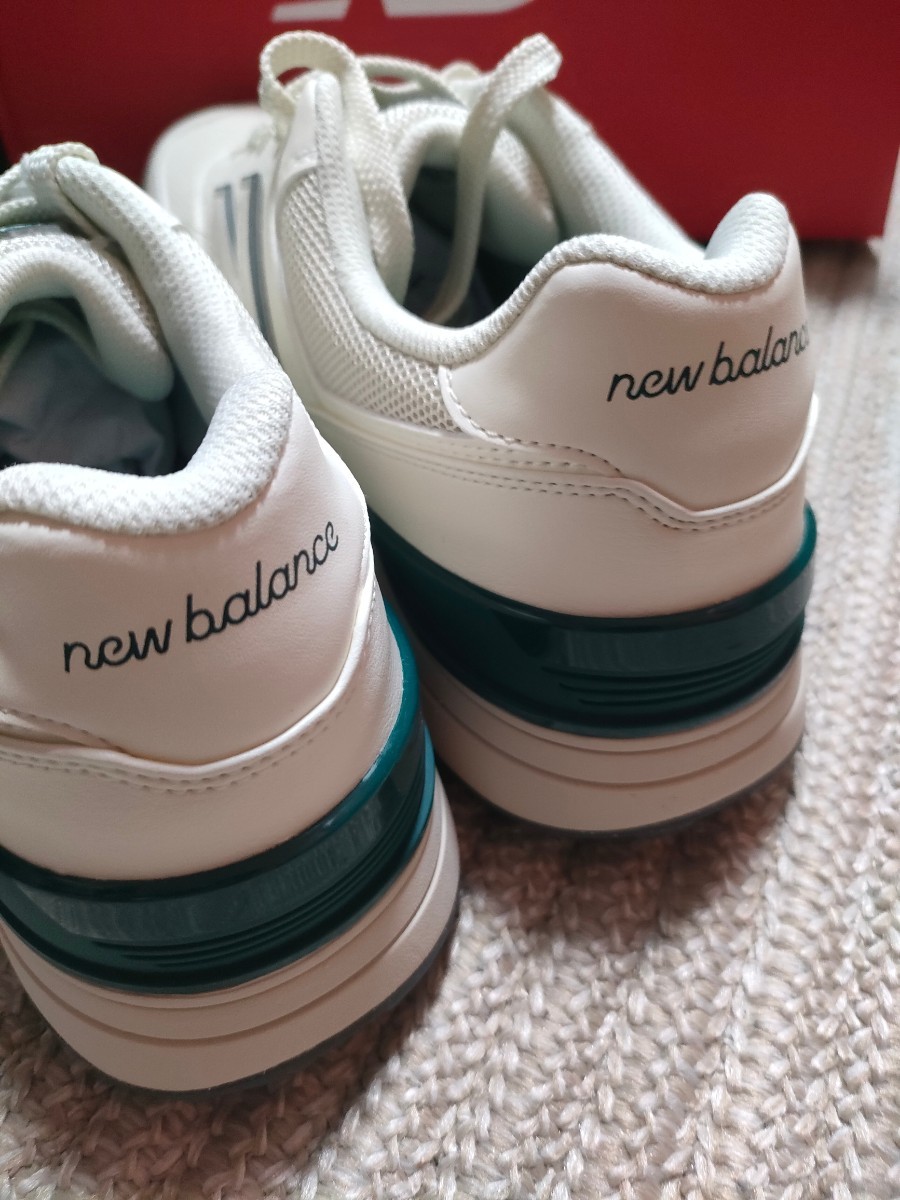 新品 未使用 New Balance ゴルフシューズ UGS574 W3 26.5cm ホワイト グリーン 白緑 ニューバランス 574 固定式ゴムスパイク メンズ ゴルフの画像5