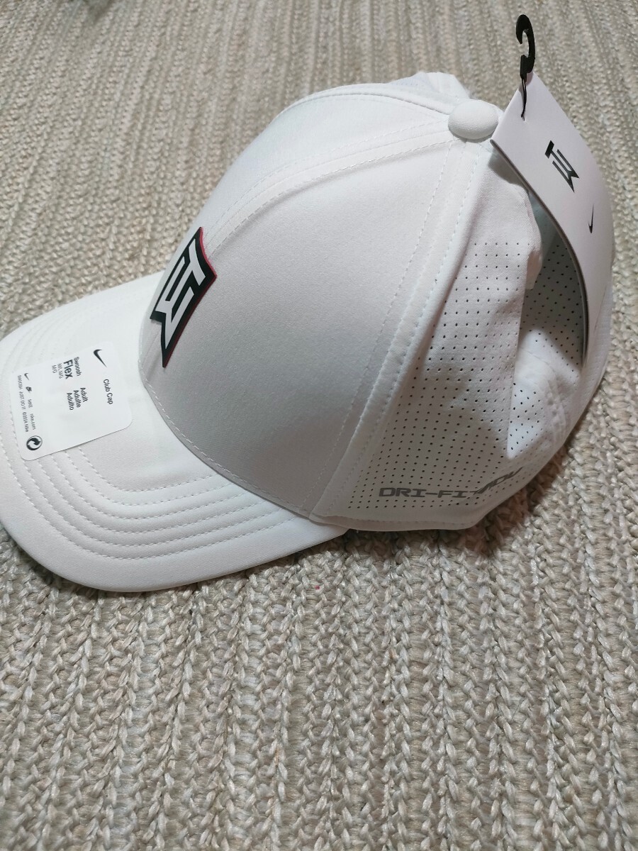 新品 NIKE GOLF タイガーウッズ エアロビル キャップ L/XL 白 ホワイト ストレッチ ナイキ ゴルフ 軽量 高通気 帽子 　_画像3