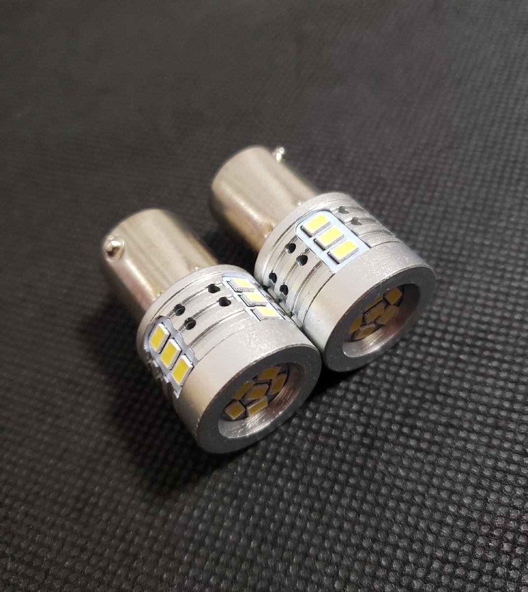 12V 24V 兼用 S25 LED マーカー 球 180° トラック 車 バックランプ ライト 電球 バルブ シングル ホワイト 2個_画像8