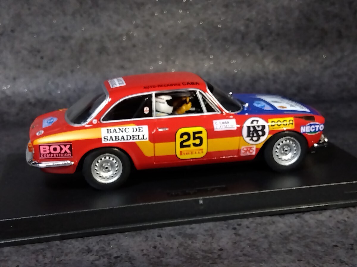 スロットカー 1/32 FLY フライ アルファロメオ 2000GTV 1976年 ラリー コスタ・ブラバ 出走車仕様 (未走行品)_画像8