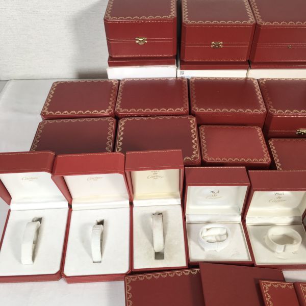 【30点セット】Cartier カルティエ 時計 空箱 アクセサリーケース ブレスレット用お手入れキットの画像8