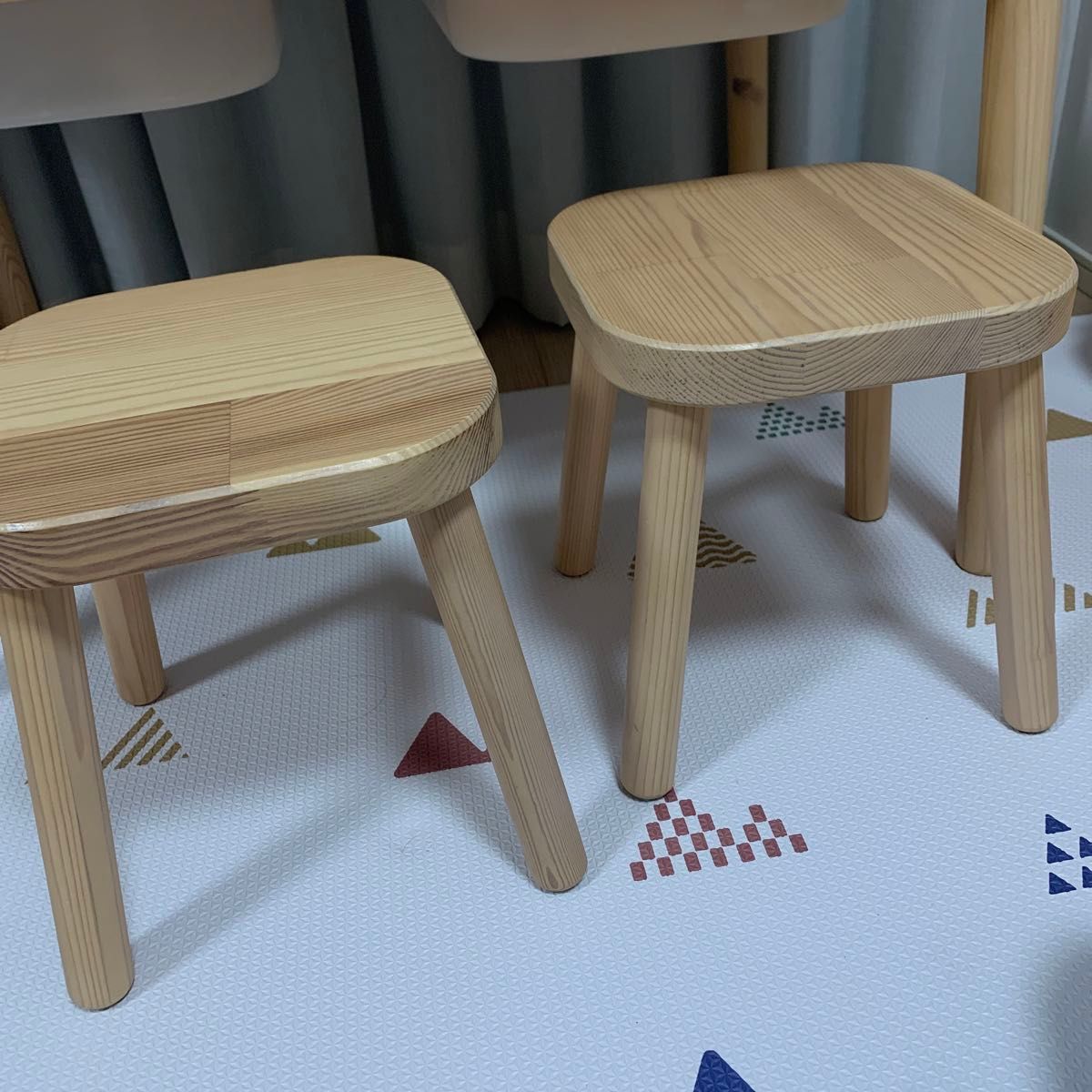 IKEA キッズテーブル　フリサット トロファスト　