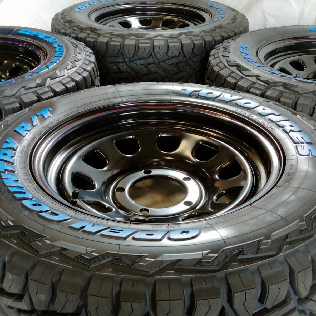 新品 デイトナ 16-5.5J-20 5-139.7 ブラック タイヤ付4本SET 185/85R16 トーヨーOPENCOUNTRY R/T ジムニー (W2247)の画像4